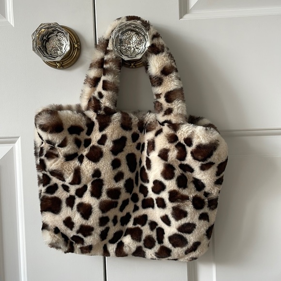 Faux Fur Bag - Picture 1 of 3